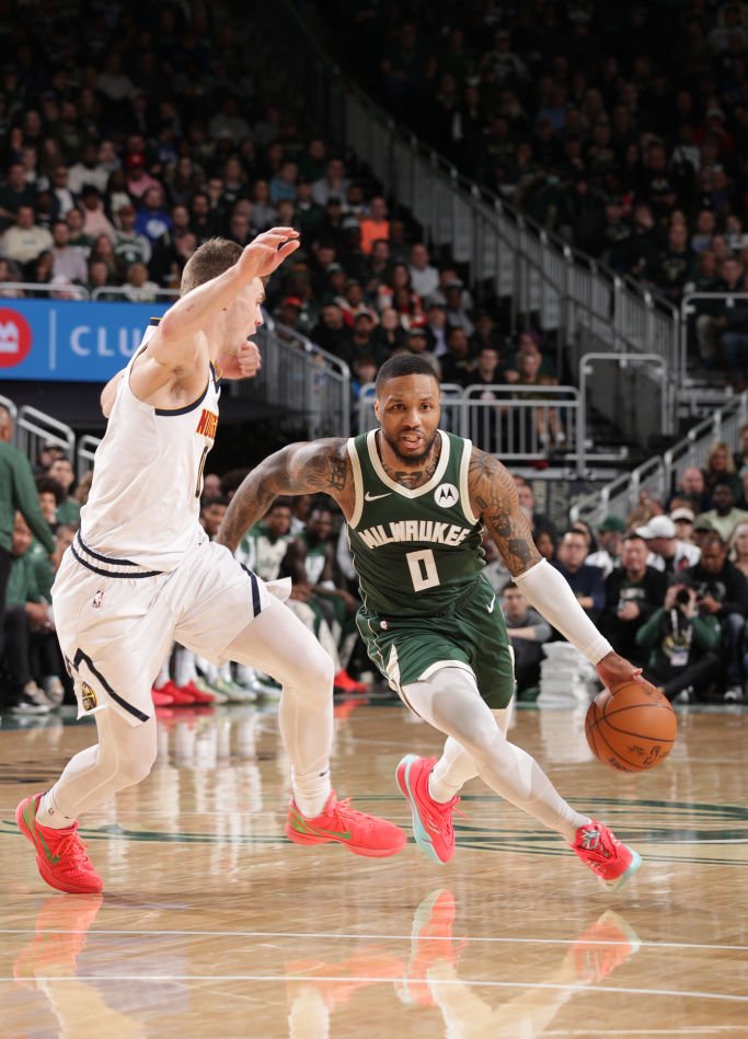 易游体育平台-字母哥狂砍助攻爆棚分，鹈鹕迎来新赛季高光！